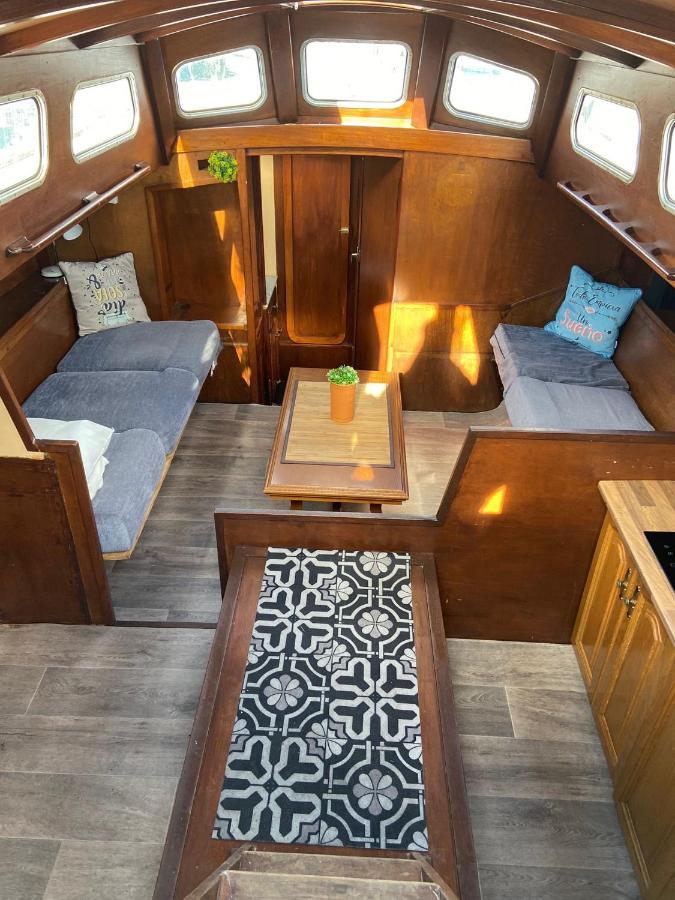 Fantastic Sailing Boat To Sleep In Barcelona Hotel Ngoại thất bức ảnh