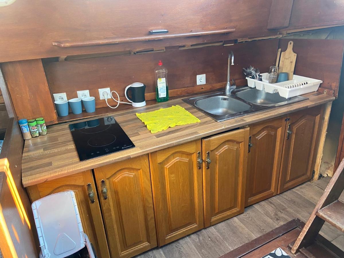 Fantastic Sailing Boat To Sleep In Barcelona Hotel Ngoại thất bức ảnh